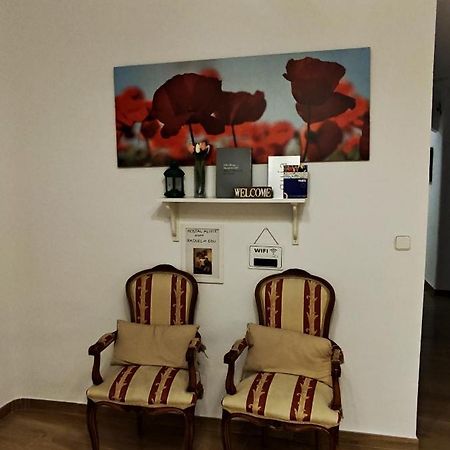 Hostal Aliste Madrid Extérieur photo