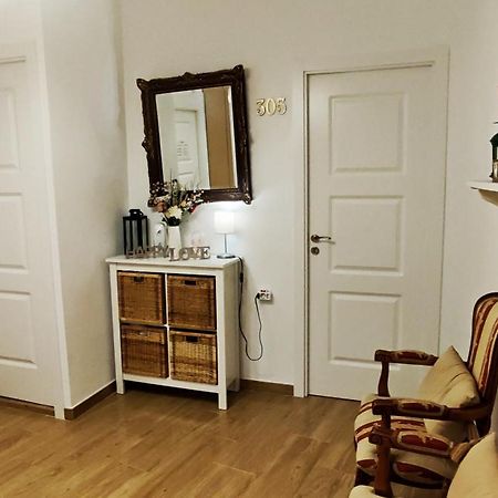 Hostal Aliste Madrid Extérieur photo