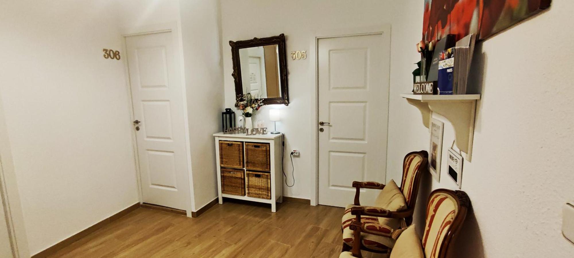 Hostal Aliste Madrid Extérieur photo