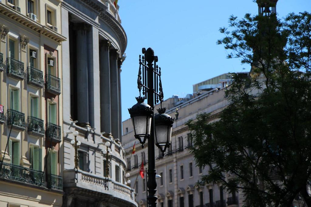 Hostal Aliste Madrid Extérieur photo