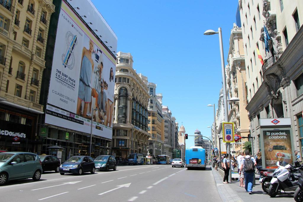 Hostal Aliste Madrid Extérieur photo